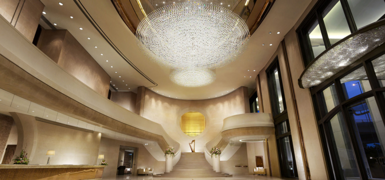 Harbourgrand-mainphoto-2